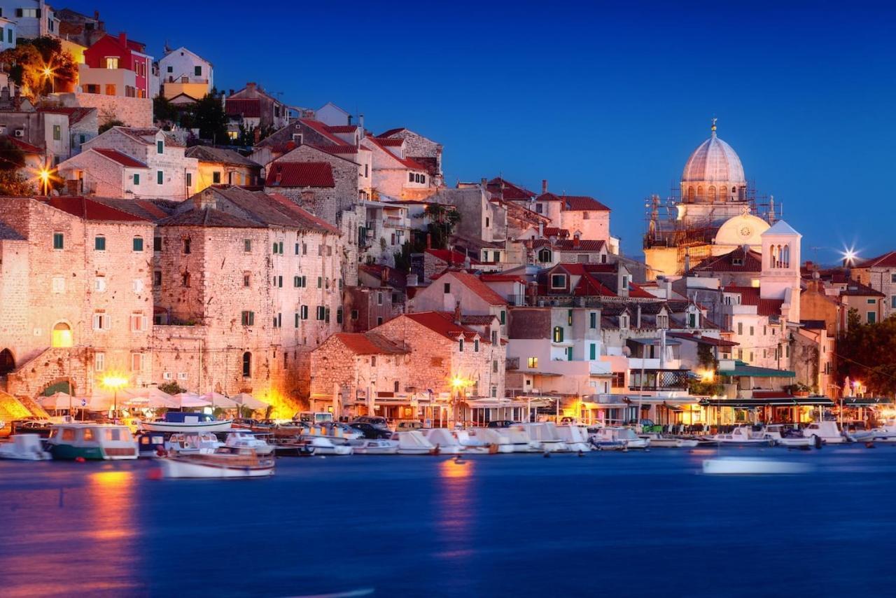 St. Clara Old Town Aparthotel Šibenik Exterior foto